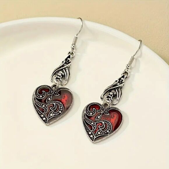 Elegant Gothic Style Earrings - Picture 1 of 5
